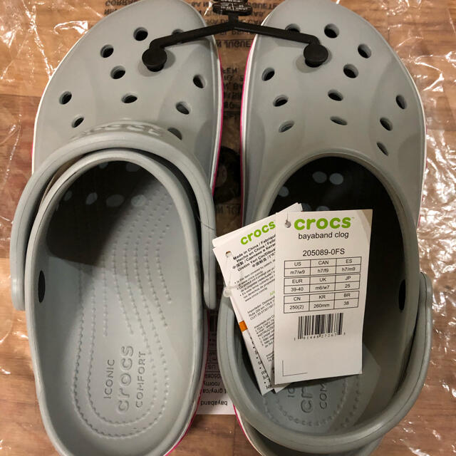 crocs(クロックス)のcrocs バヤバンド クロッグ Bayaband Clog ライトグレー  レディースの靴/シューズ(サンダル)の商品写真