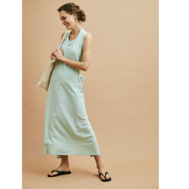 Shinzone(シンゾーン)の美品　SHINZONE CREPE WEAVE DRESS パイルワンピース レディースのワンピース(ロングワンピース/マキシワンピース)の商品写真