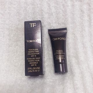 トムフォード(TOM FORD)の最終値下げ　トムフォード♡トレースレスパーフェクティングファンデーション(ファンデーション)