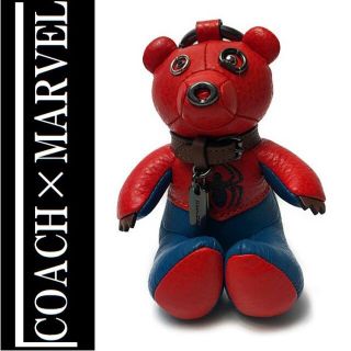 コーチ(COACH)の☆限定品☆ 【COACH×MARVEL】 コーチ コラボ レザー チャーム スパ(キーホルダー)