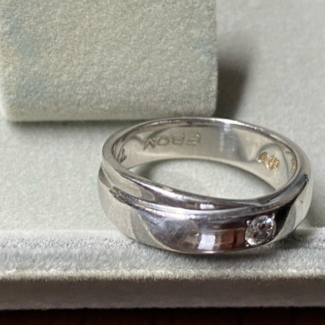 プラチナ900エンゲージリングダイヤ入り レディースのアクセサリー(リング(指輪))の商品写真