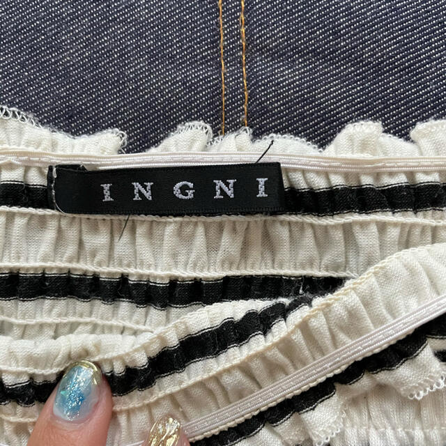 INGNI(イング)のingni クロップド　トップス　オフショル レディースのトップス(Tシャツ(半袖/袖なし))の商品写真