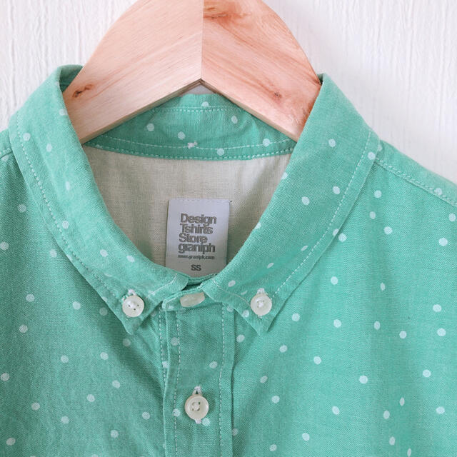 Design Tshirts Store graniph(グラニフ)のグラニフ 半袖シャツ メンズのトップス(シャツ)の商品写真