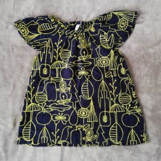 グラニフ(Design Tshirts Store graniph)の専用！130のみ グラニフ チュニック 刺繍　ワンピース 110 130 (ブラウス)