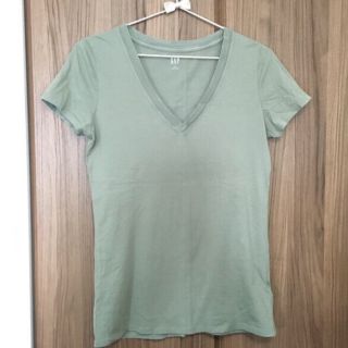 ギャップ(GAP)の【美品】GAP Tシャツくすみグリーン　アースカラー(Tシャツ(半袖/袖なし))