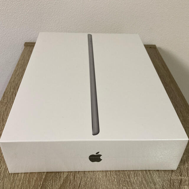 新品 ipad スペースグレイ　10.2インチ　第8世代　128GB