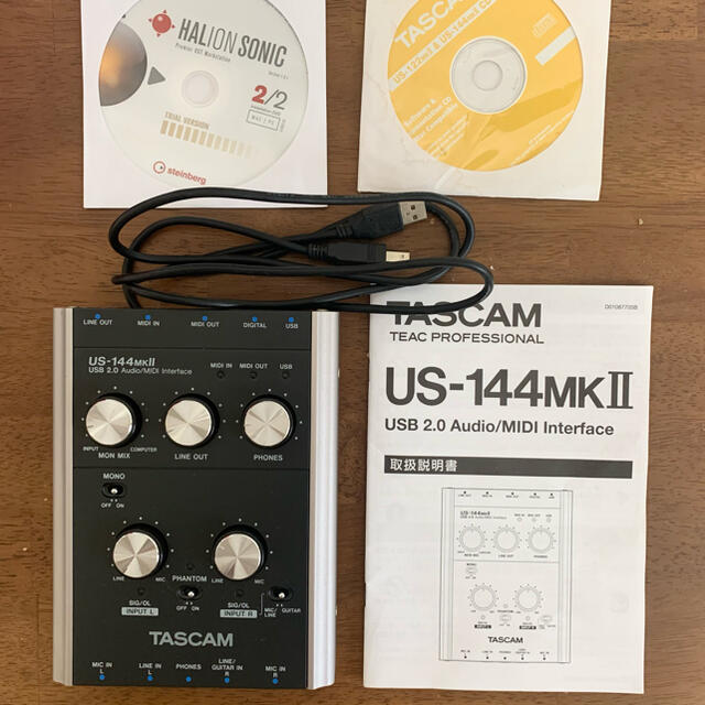 TASCAM オーディオインターフェース US-144MK2