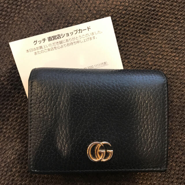 【逸品】 グッチ 二つ折り財布 GGモーメント 財布