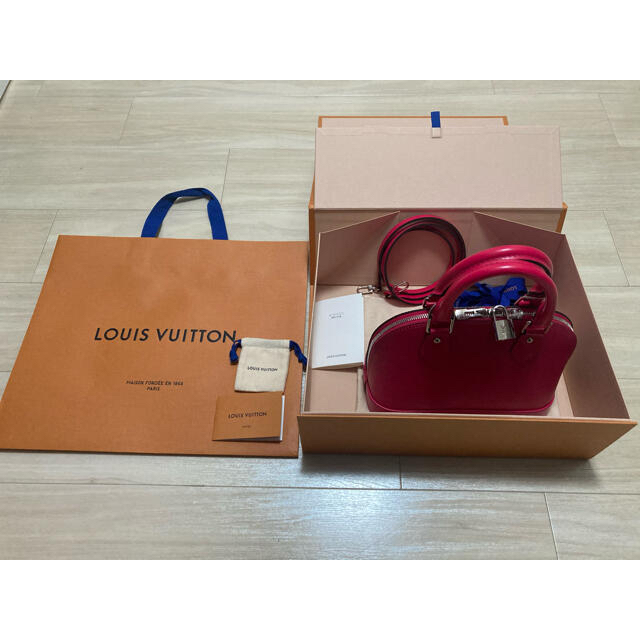 LOUIS VUITTON(ルイヴィトン)のルイヴィトン　LUIS VUITTON アルマBB レディースのバッグ(ハンドバッグ)の商品写真