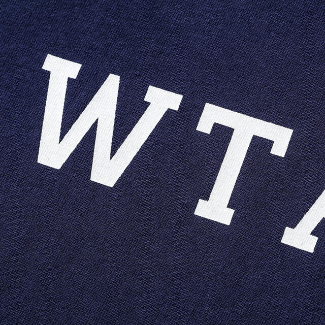 W)taps(ダブルタップス)の未開封 希少XL COLLEGE WTAPS ダブルタップス Tシャツ Tee メンズのトップス(Tシャツ/カットソー(半袖/袖なし))の商品写真