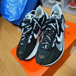 ナイキ(NIKE)のNIKE × sacai Vapor waffle 29cm black(スニーカー)