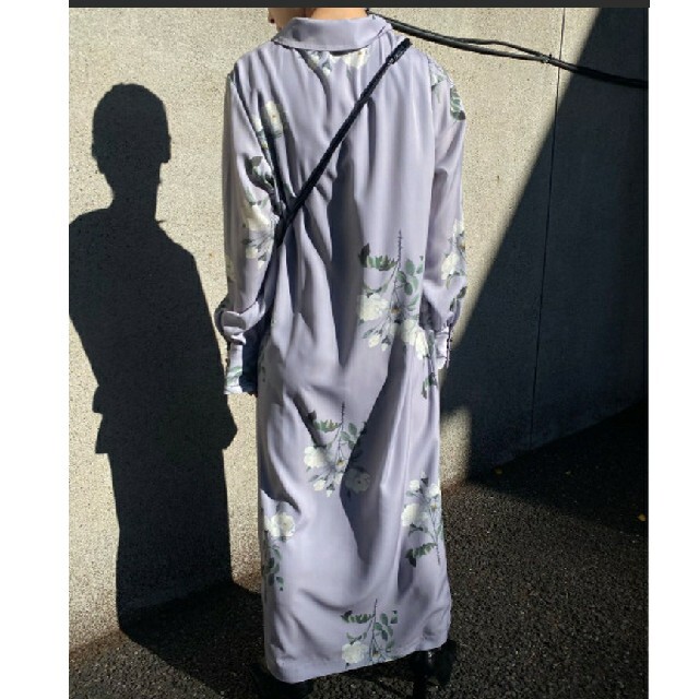 Ameri VINTAGE(アメリヴィンテージ)のAMERI POSIE SHIRT DRESS パープル レディースのワンピース(ロングワンピース/マキシワンピース)の商品写真