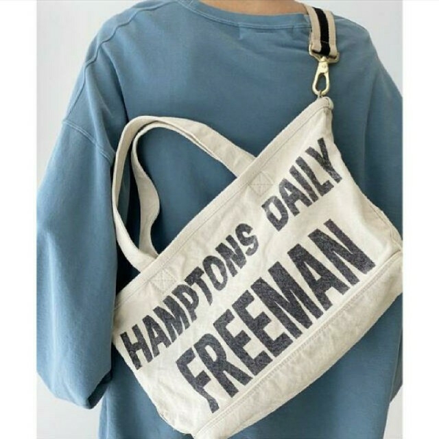 L'Appartement DEUXIEME CLASSE(アパルトモンドゥーズィエムクラス)のL'Appartement　Graphic Tote Bag レディースのバッグ(トートバッグ)の商品写真