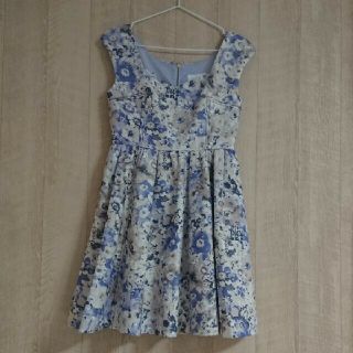 ジルバイジルスチュアート(JILL by JILLSTUART)の🌼新品🌼  JILL by JILLSTUART ワンピース(ひざ丈ワンピース)