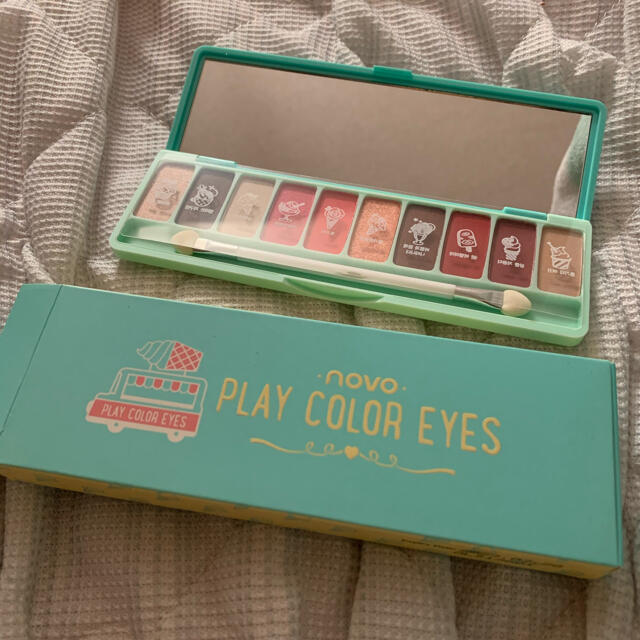 【新品・未使用】novo play color eyes コスメ/美容のベースメイク/化粧品(アイシャドウ)の商品写真