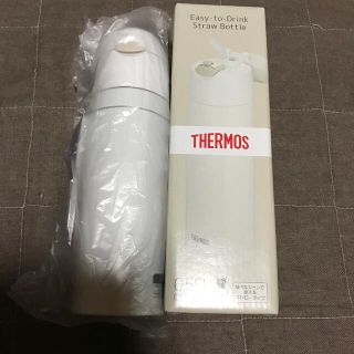 サーモス(THERMOS)の新品未使用サーモス  ストローボトル　水筒　0.55L(弁当用品)