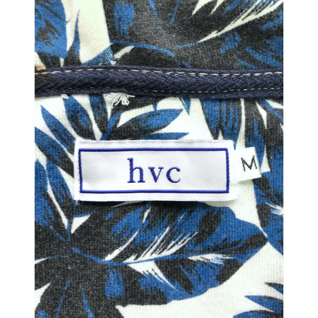 【希少】❤️hvc❤️ パーカー 白 青 〈M〉 柄物 フード 春 夏 ネイビー メンズのトップス(パーカー)の商品写真