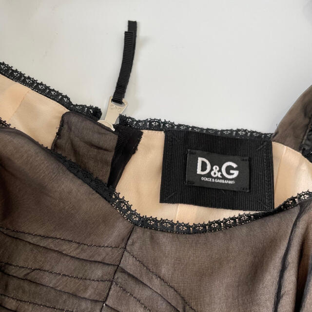 DOLCE&GABBANA(ドルチェアンドガッバーナ)のD&G ドルチェアンドガッバーナ シルクフリンジトップス 38 レディースのトップス(キャミソール)の商品写真