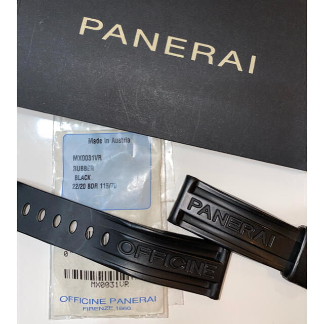 PANERAI(パネライ)のバネライ　正規品　ラバーベルト　黒 メンズの時計(ラバーベルト)の商品写真