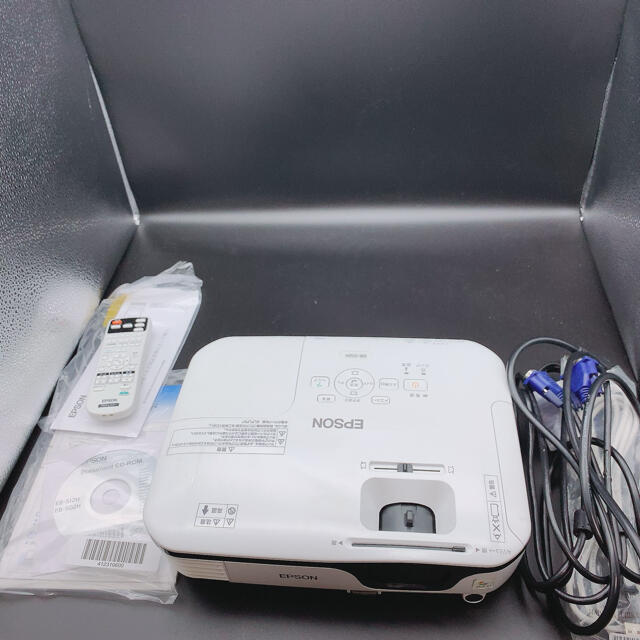 EPSON プロジェクター EB-S12H 2,800lm SVGA 2.3kg