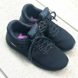 ニューバランス(New Balance)のNEW BALANCE   X90  23cm ブラック【美品】(スニーカー)