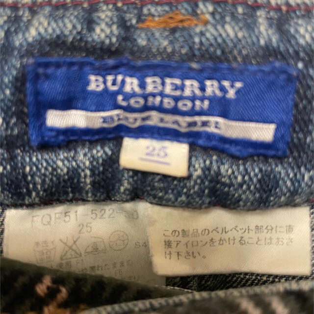 BURBERRY(バーバリー)の☆美品☆バーバリー パンツ ズボン 長ズボン デニムジーンズ  ジーパン レディースのパンツ(デニム/ジーンズ)の商品写真