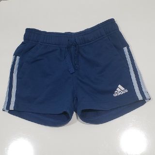 アディダス(adidas)の美品❗adidasショートパンツ140(パンツ/スパッツ)