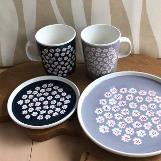 マリメッコ(marimekko)の新品 4点セット マリメッコ Puketti プケッティ マグカップ プレート(食器)