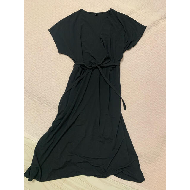 UNIQLO UNIQLO クレープジャージーカシュクールワンピース(半袖)ブラックLサイズの通販 by はるはる UNIQLO カシュクールワンピース ブラック