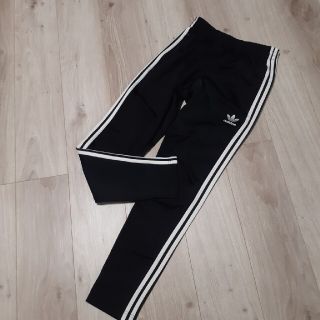 アディダス コーデ カジュアルパンツ レディース の通販 28点 Adidasのレディースを買うならラクマ アディダス コーデ カジュアルパンツ レディース の通販 28点 Adidasのレディースを買うならラクマ