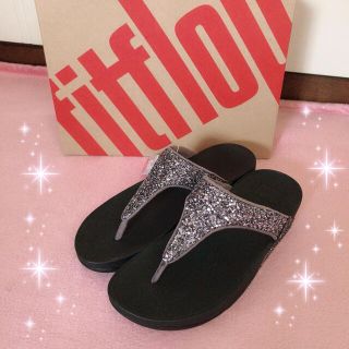 フィットフロップ(fitflop)の☆fitflop☆GLITTERBALL☆TOE-POST☆サンダル☆新品US7(サンダル)