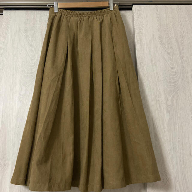 ViS(ヴィス)の新品同様♥︎VISスウェードスカート♥︎ レディースのスカート(ひざ丈スカート)の商品写真