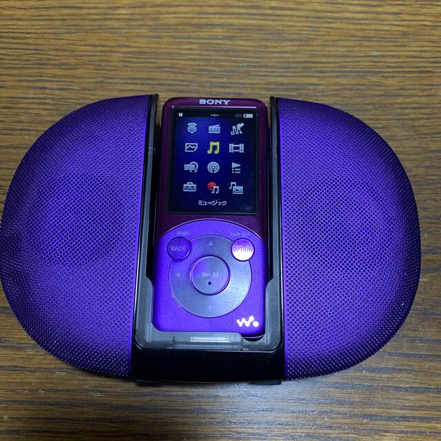 SONY(ソニー)のSONY WALKMAN NW-S755 紫 スマホ/家電/カメラのオーディオ機器(ポータブルプレーヤー)の商品写真