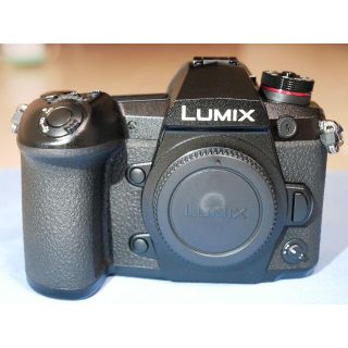 パナソニック(Panasonic)の新同品 Lumix G9 PRO DC-G9 ボディ シャッター数1005回(ミラーレス一眼)