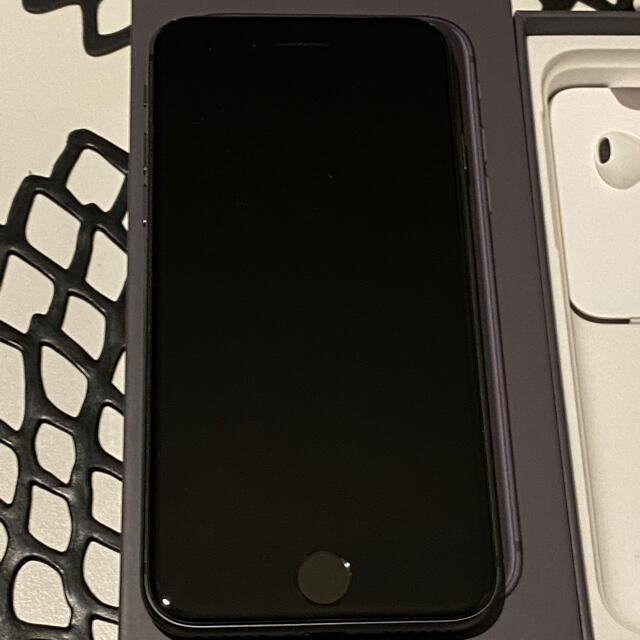 スマートフォン/携帯電話iphone8 64GB simロック解除済み