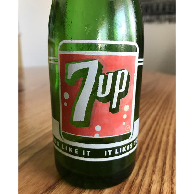 アンティークボトル　7UP セブンアップ　瓶