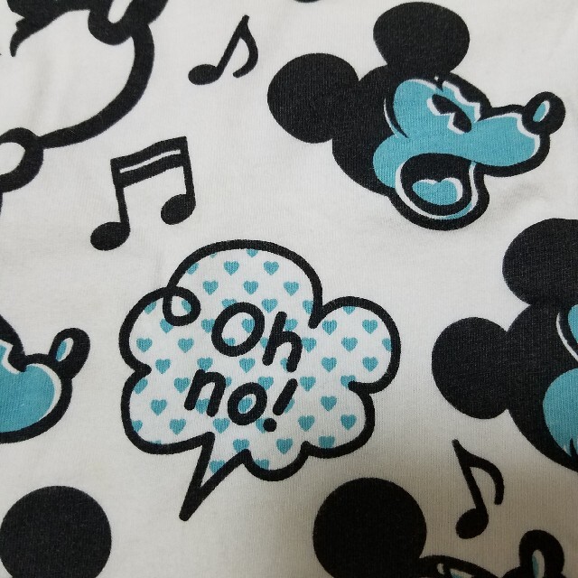 Disney(ディズニー)のミッキー総柄Tシャツ♡100　男の子　半袖　ディズニー キッズ/ベビー/マタニティのキッズ服男の子用(90cm~)(Tシャツ/カットソー)の商品写真