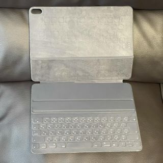 アイパッド(iPad)のIPadPro第3世代2018 SmartKeyboard FOLIO 中古(PC周辺機器)