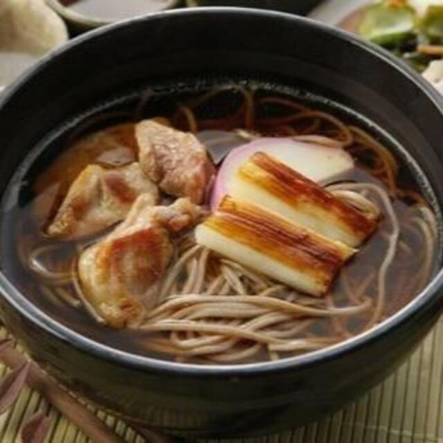 ◆大人気◆ 業務用 乾麺そば 90g×45束 簡易箱 食品/飲料/酒の食品(麺類)の商品写真