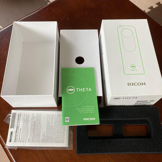 RICOH(リコー)のRicoh THETA リコー　シータ スマホ/家電/カメラのスマホ/家電/カメラ その他(その他)の商品写真