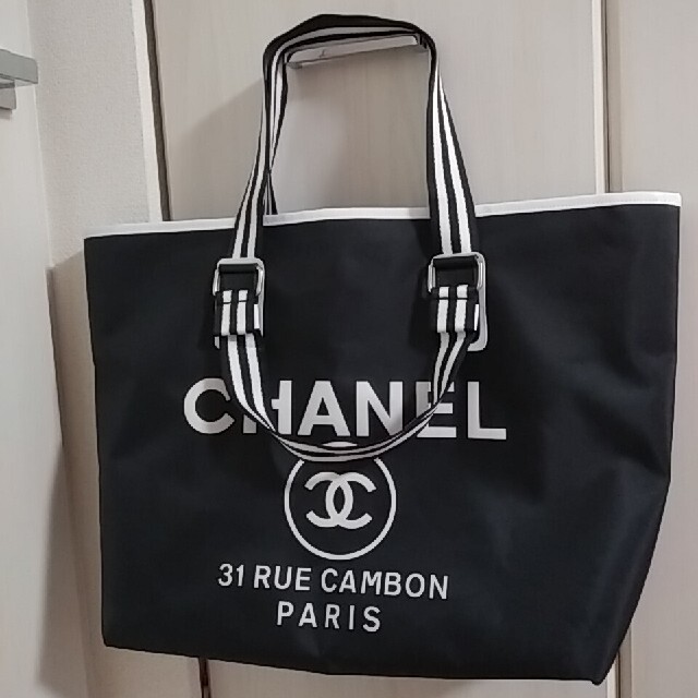 CHANEL ノベルティト―トバッグ