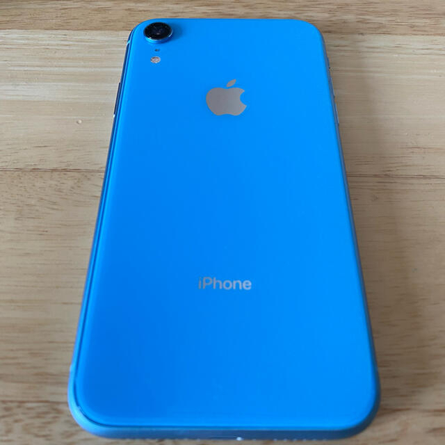 Apple(アップル)のiPhone xr  64GB Blue SIMなし　初期化済み　ジャンク品 スマホ/家電/カメラのスマートフォン/携帯電話(スマートフォン本体)の商品写真