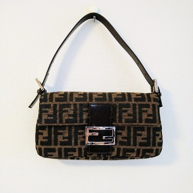 FENDI フェンディ マンマバゲット ズッカ柄 ハンドバッグ ショルダー