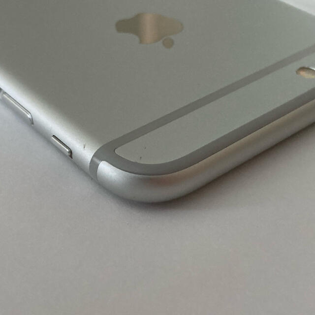Apple(アップル)のiPhone6 64G au スマホ/家電/カメラのスマートフォン/携帯電話(スマートフォン本体)の商品写真