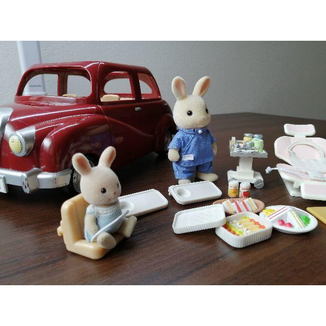 EPOCH(エポック)のシルバニアファミリーの車と歯医者さんセット キッズ/ベビー/マタニティのおもちゃ(その他)の商品写真