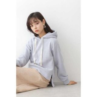 ジルバイジルスチュアート(JILL by JILLSTUART)の【美品】JILL by JILLSTUART ロゴテープフリースパーカー　ブルー(パーカー)