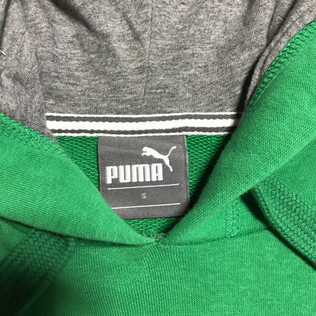 PUMA(プーマ)のPUMA プーマ　グリーンパーカー　S レディースのトップス(パーカー)の商品写真