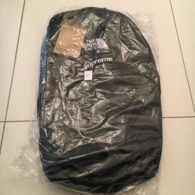 Supreme Face Outer Tape Seam Backpack 1