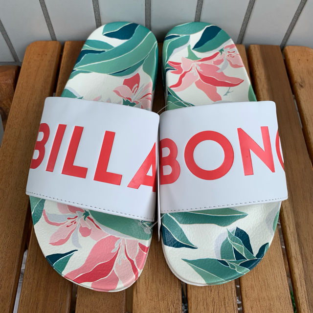 billabong(ビラボン)の新品 ビラボン シャワーサンダル 2点セット　送料無料 レディースの靴/シューズ(サンダル)の商品写真