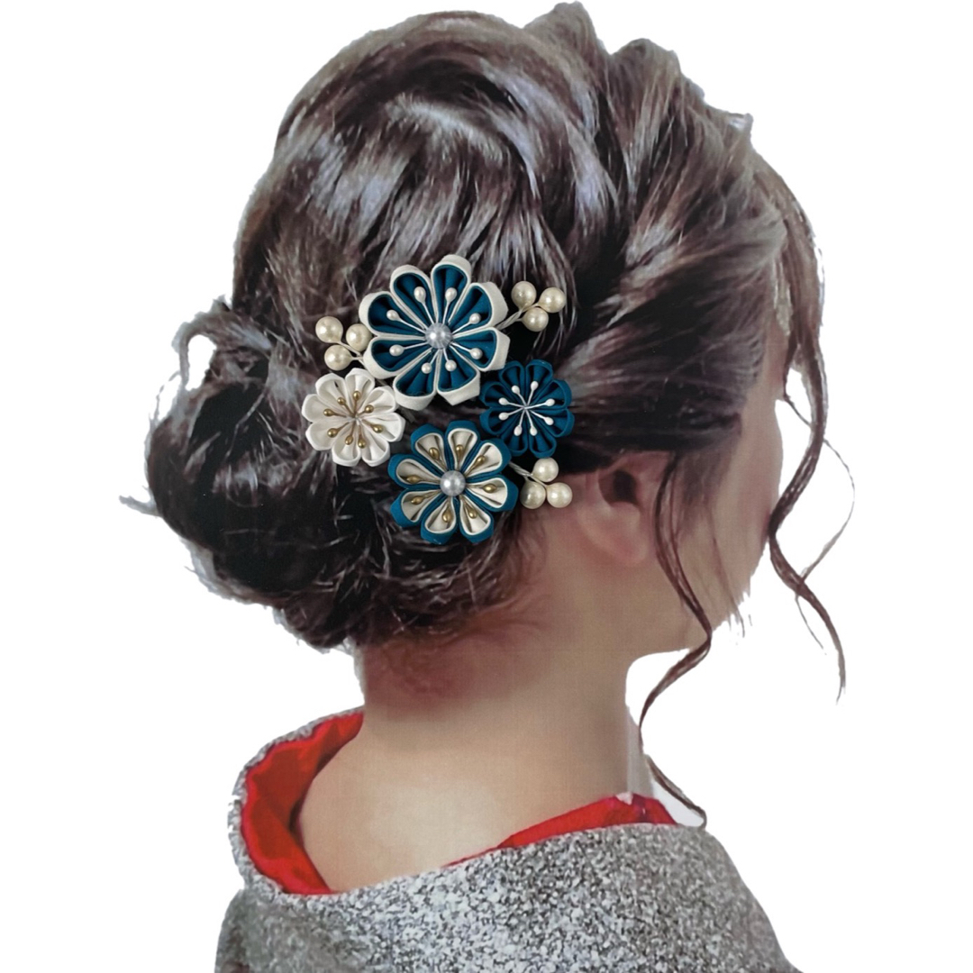 NO.Ｕ-22 レトロなお花の髪飾り ブルー Ｕピン 7本セット